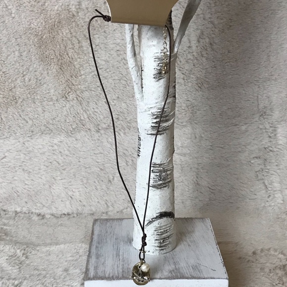 Bird necklace with fabric chain. NWT. - Picture 3 of 9